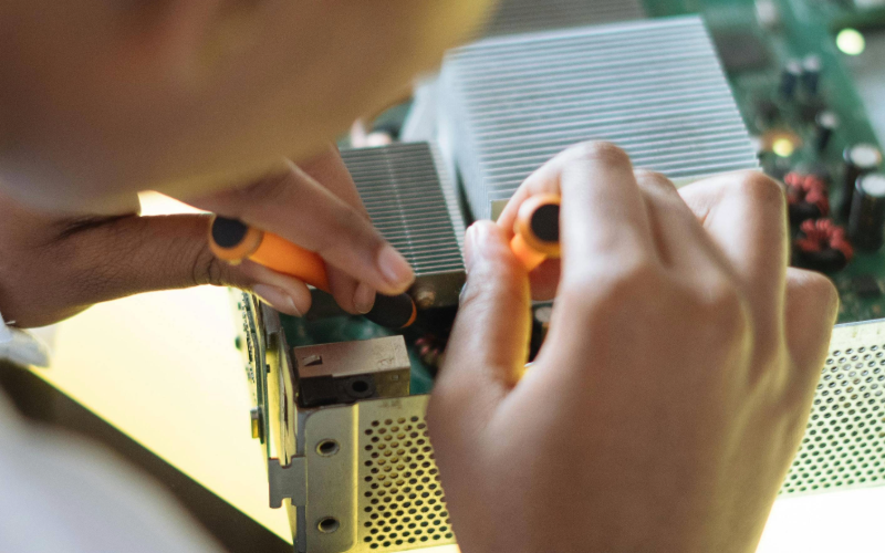 hiring appliance repair technicians