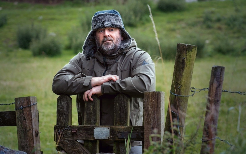 hiring fence installers