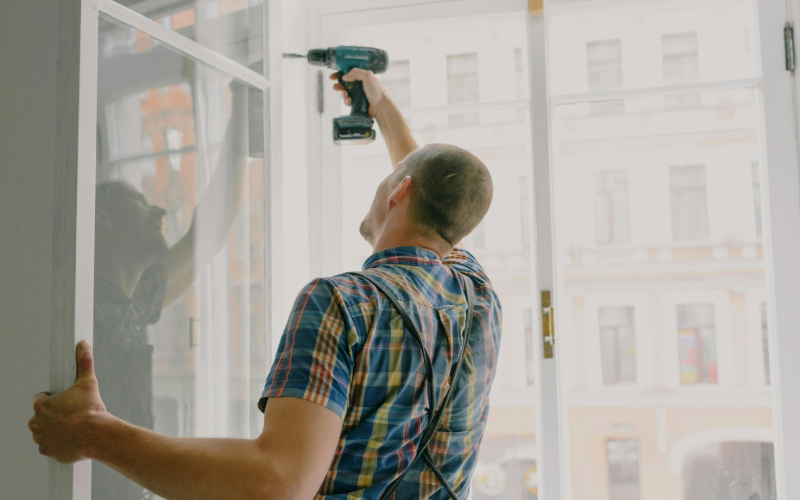 Ultimate Guide: How to Hire the Best Handyman (#1 Guide)