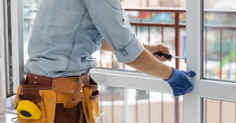 Secrets to Hiring the Right Window Blinds Installer You Need to Know! (Shhh)